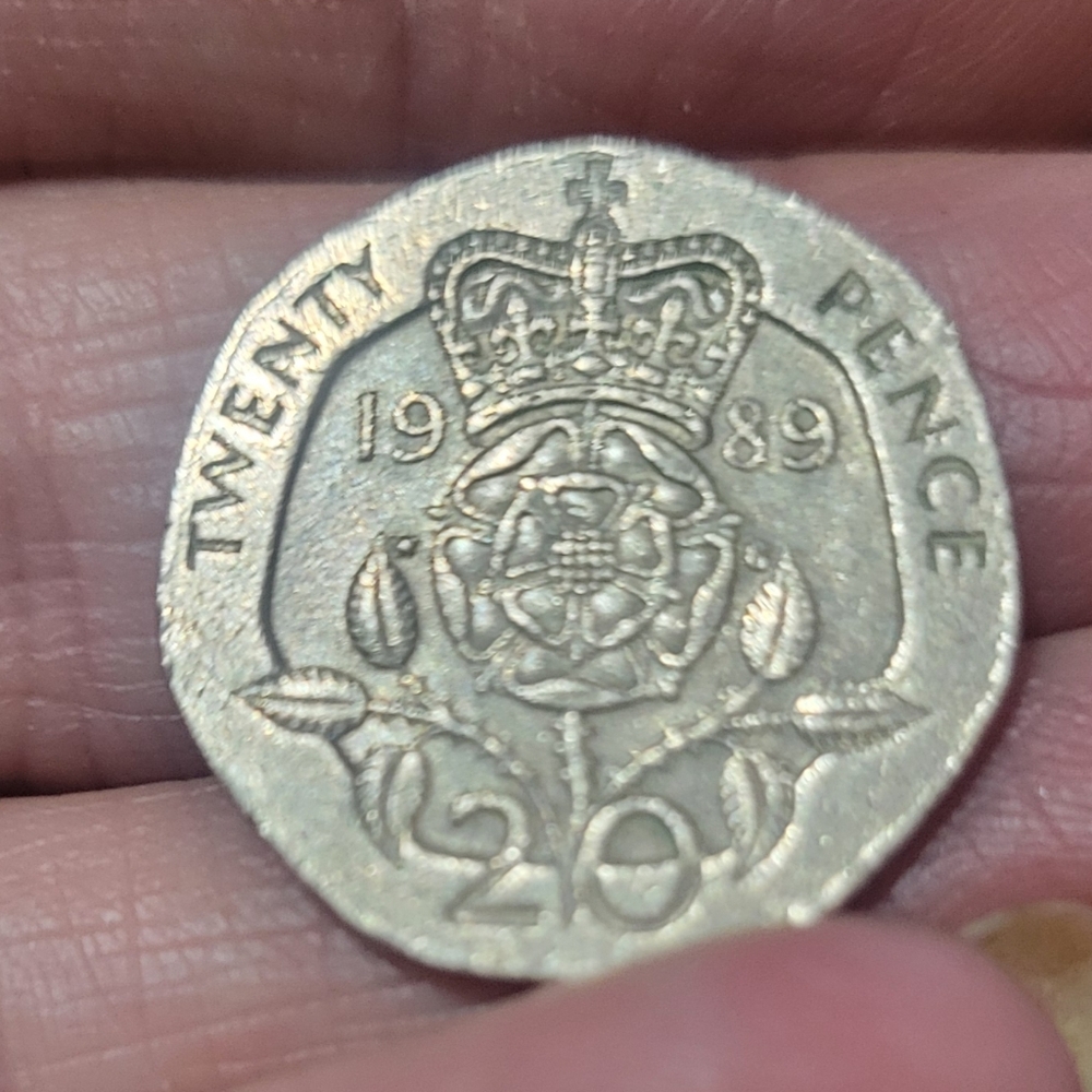 1989 British 20 Pence Coin~TAKING OFFERS